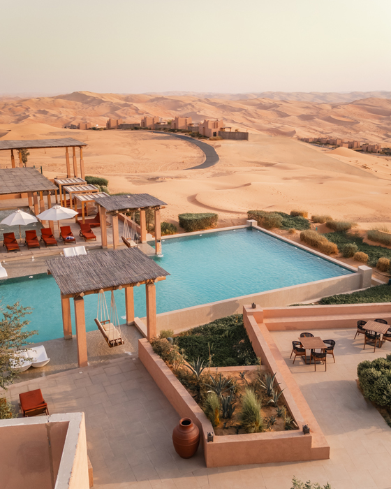 Bab Al Nojoum Bateen Liwa